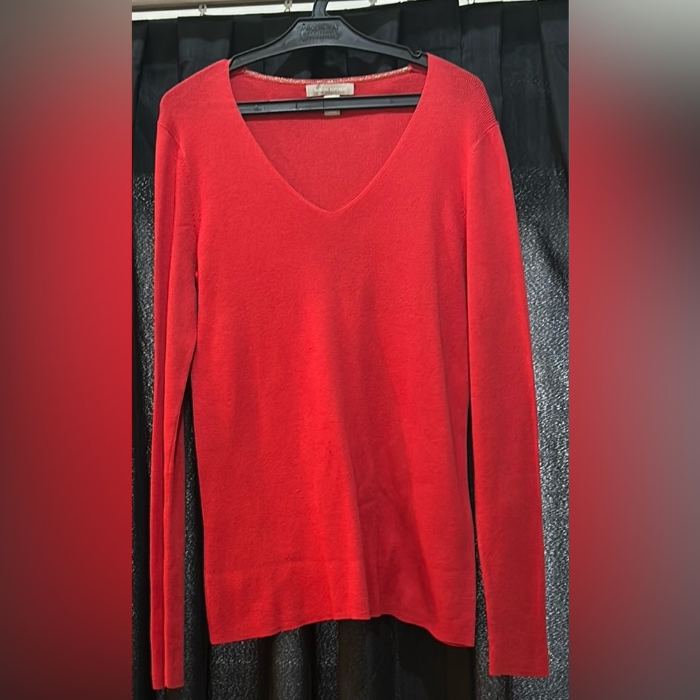 Red Banana Republic V neck sweater size L